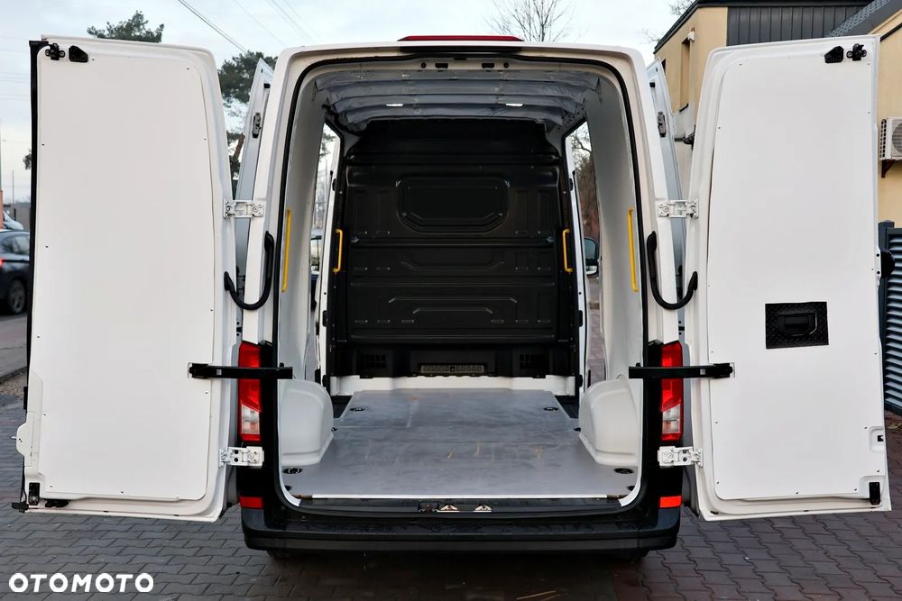 Volkswagen Crafter - 16