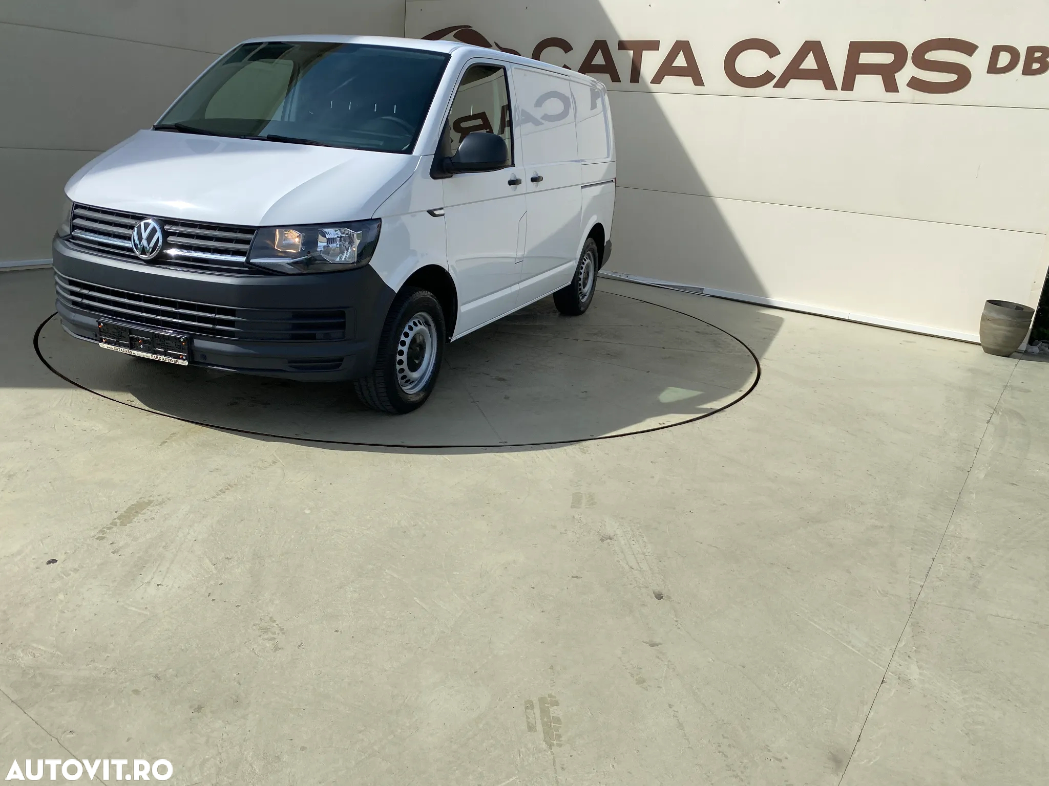 Volkswagen Transporter 2.0TDI 2CULISANTE - 4