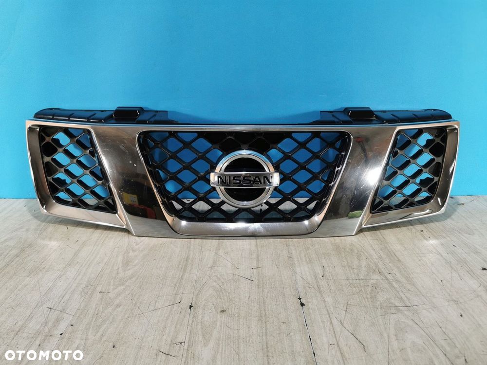 Nissan Pathfinder R51 grill atrapa chłodnicy - 1