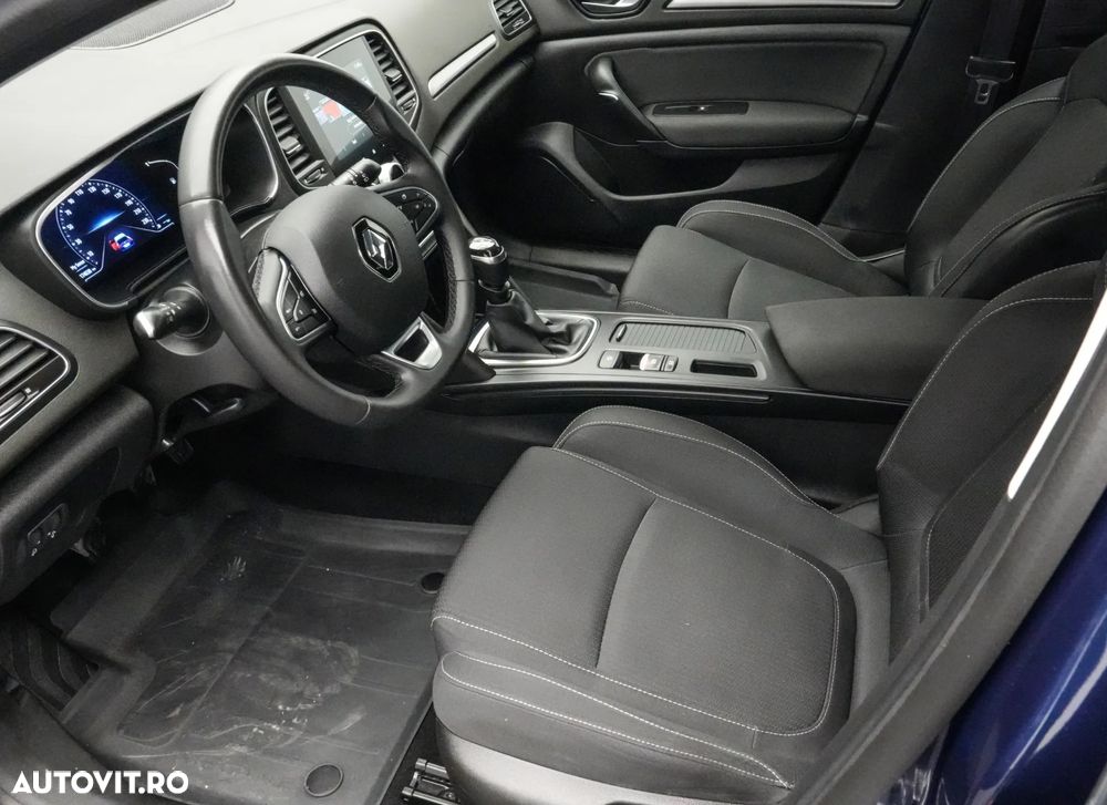 Renault Megane BLUE dCi 115 Equilibre - 11