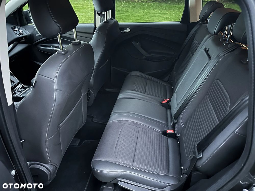 Ford Kuga 2.0 TDCi AWD Titanium - 31