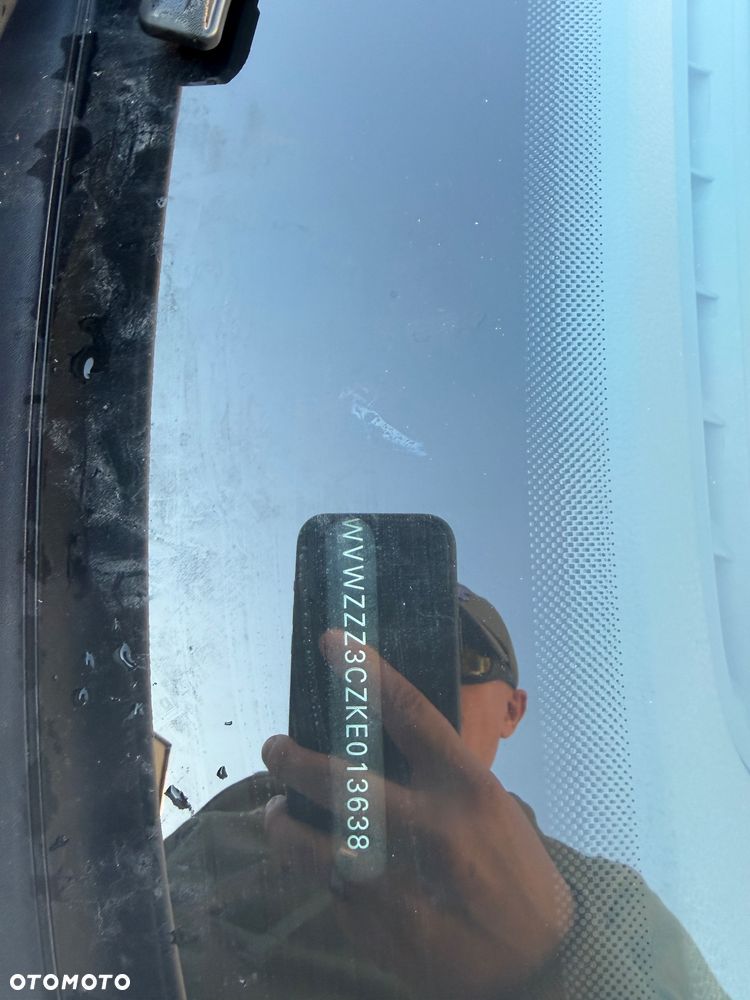 Volkswagen Passat 2.0 TDI SCR Comfortline - 32