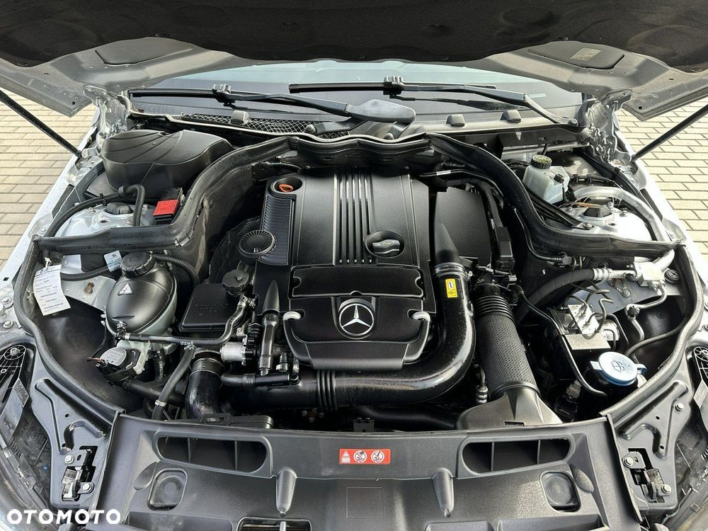 Mercedes-Benz Klasa C 180 BlueEFFICIENCY - 31