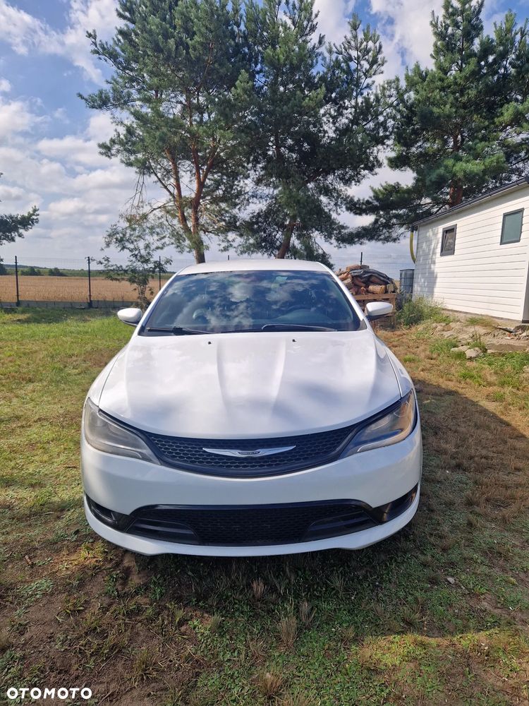 Chrysler 200 - 5