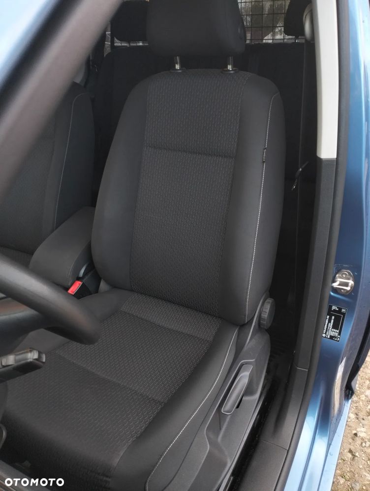 Volkswagen Caddy - 13