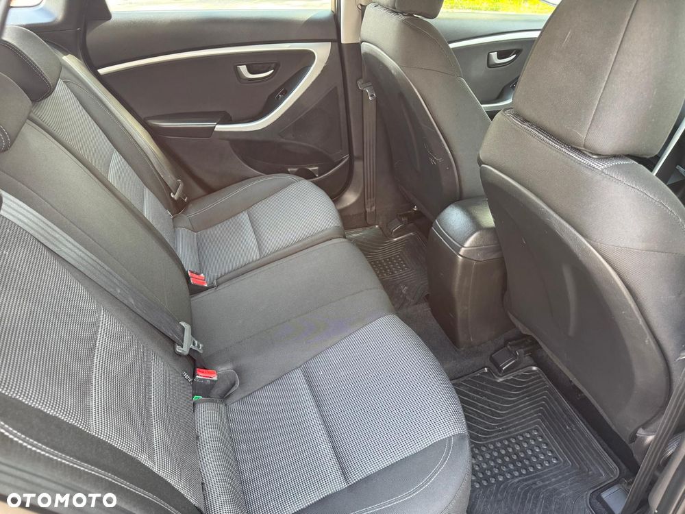 Hyundai i30 - 30