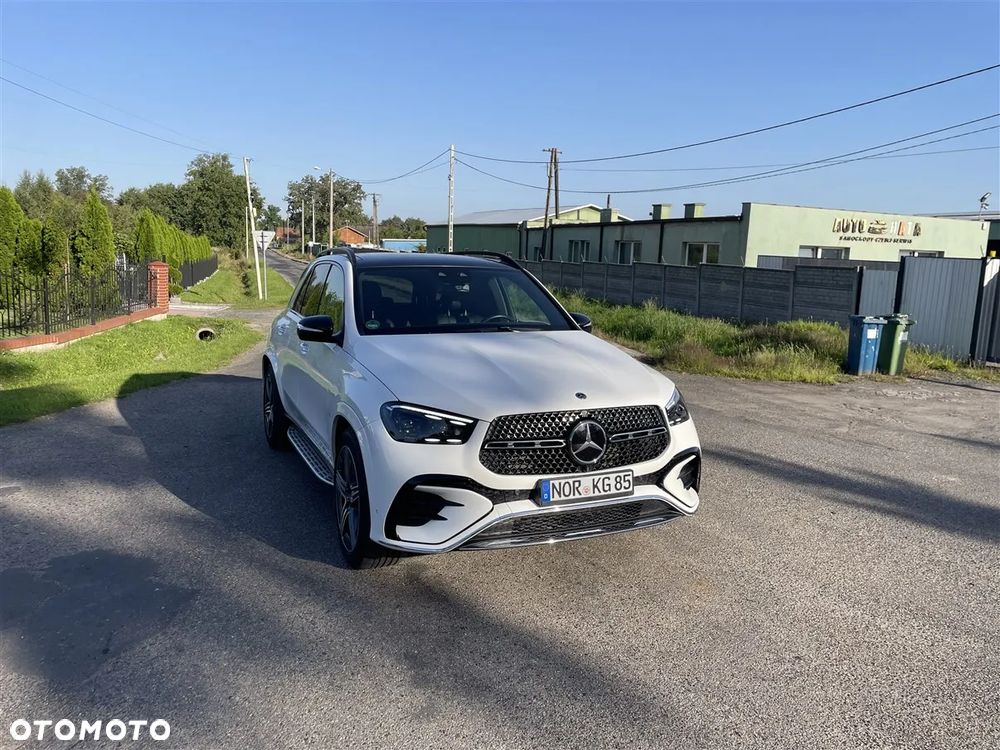 Mercedes-Benz GLE - 10