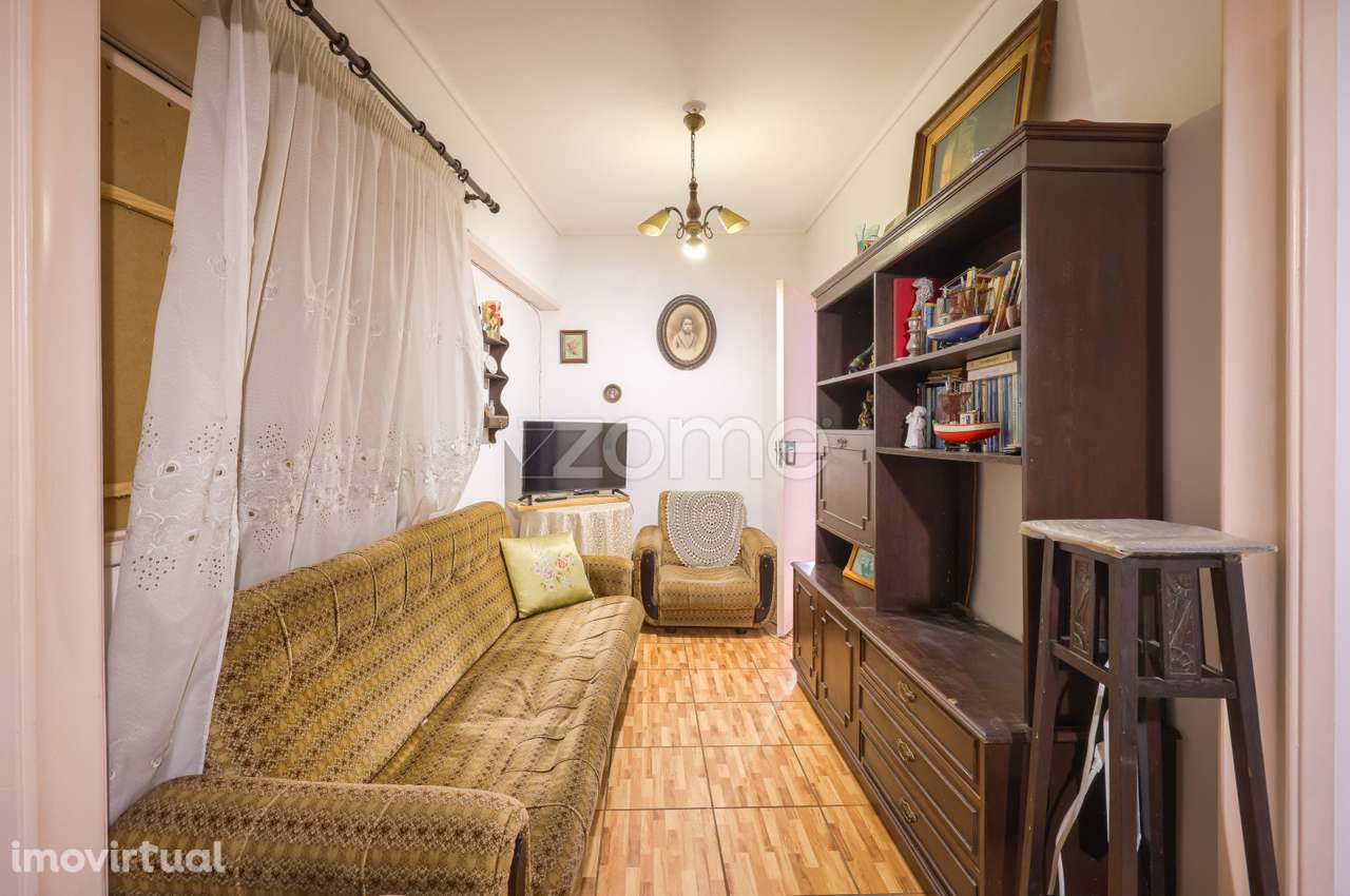 Moradia T3 com quintal, lugar de garagem e poço_Zona da Beira Mar - Grande imagem: 3/37