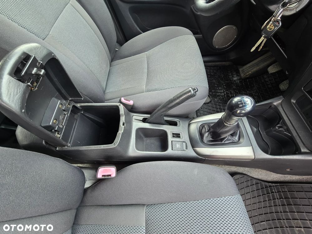 Toyota RAV4 - 25