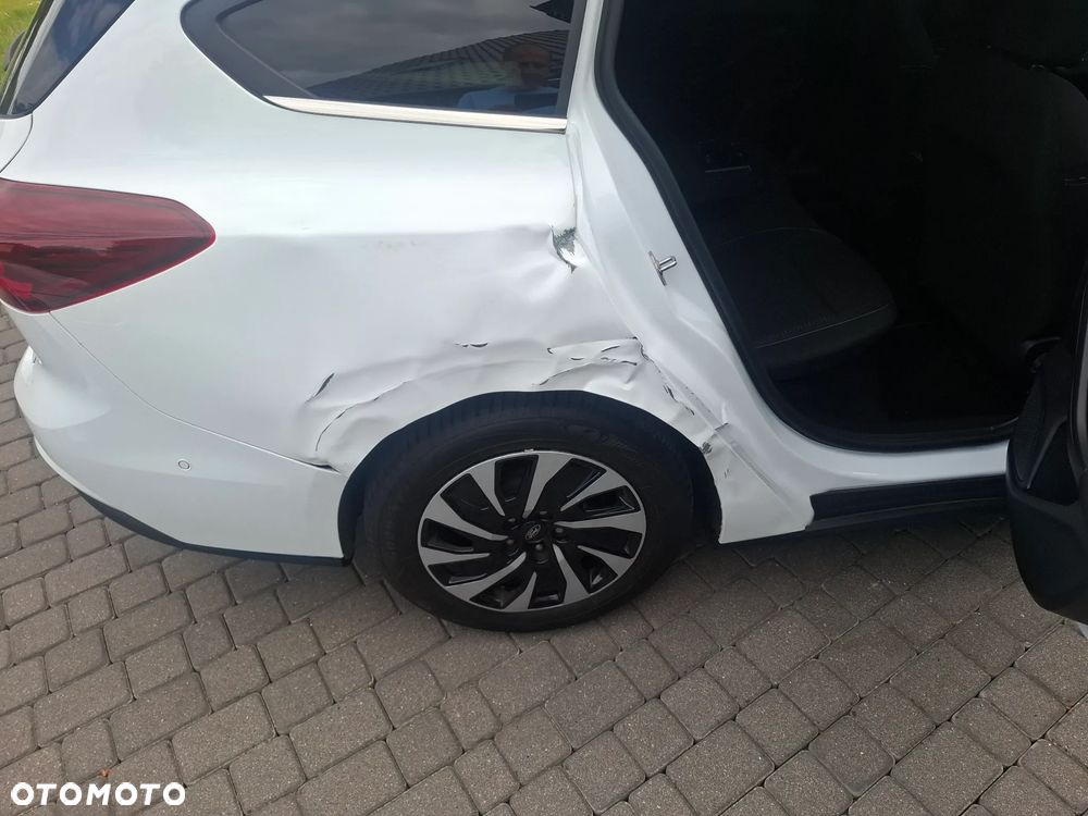 Ford Focus 1.5 EcoBlue Start-Stopp-System COOL&CONNECT DESIGN - 27