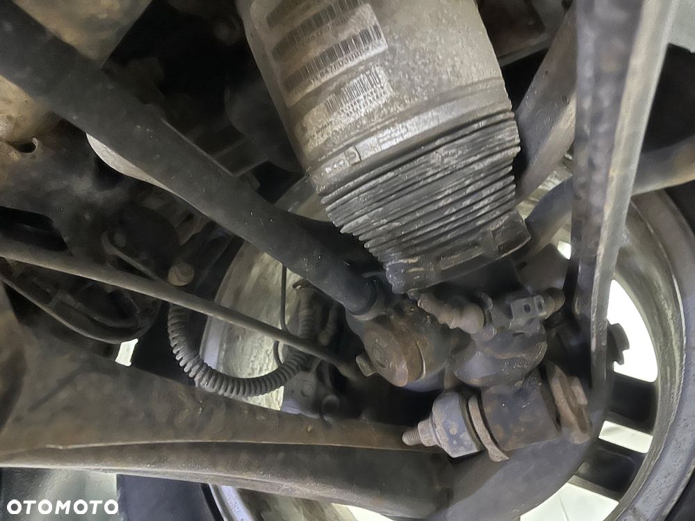 Volkswagen Touareg 3.0 V6 TDI DPF Automatik Individual - 5