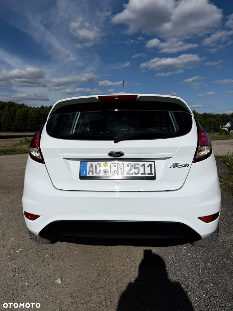 Ford Fiesta 1.5 TDCi Celebration - 11