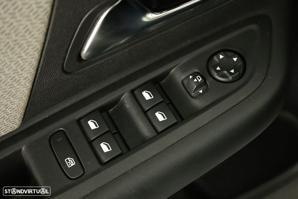 Citroën C4 1.2 PureTech Plus EAT8 - 18