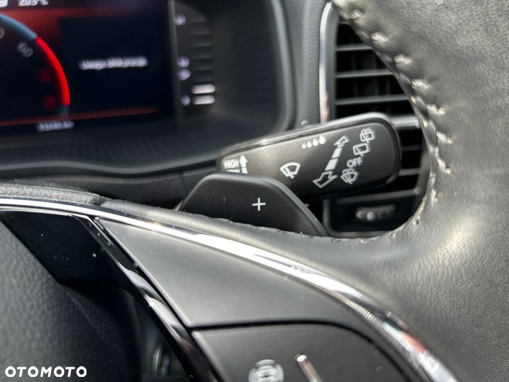 Skoda Karoq 1.5 TSI ACT 4x2 Style DSG - 22