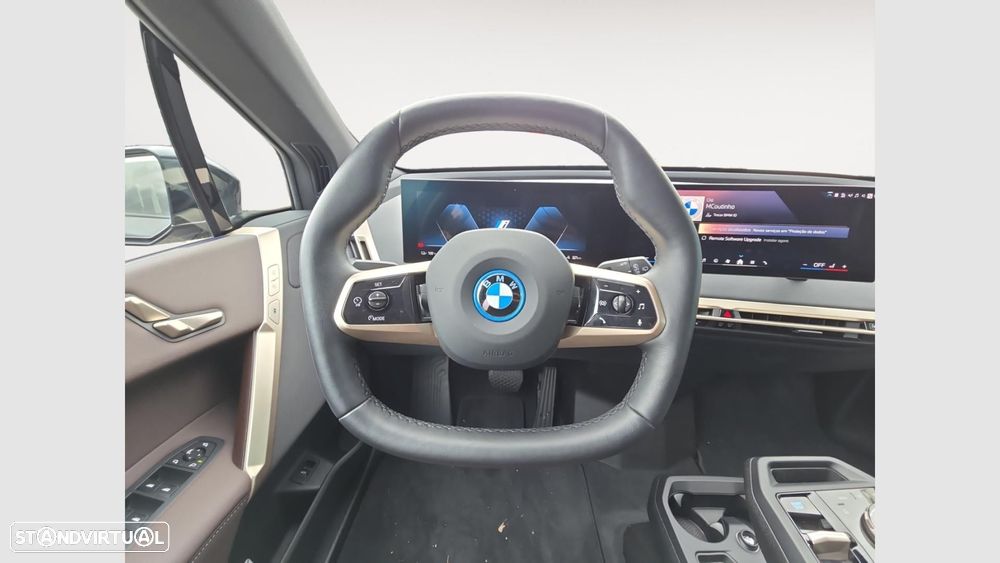 BMW ix xDrive 40 Pack Desportivo - 13