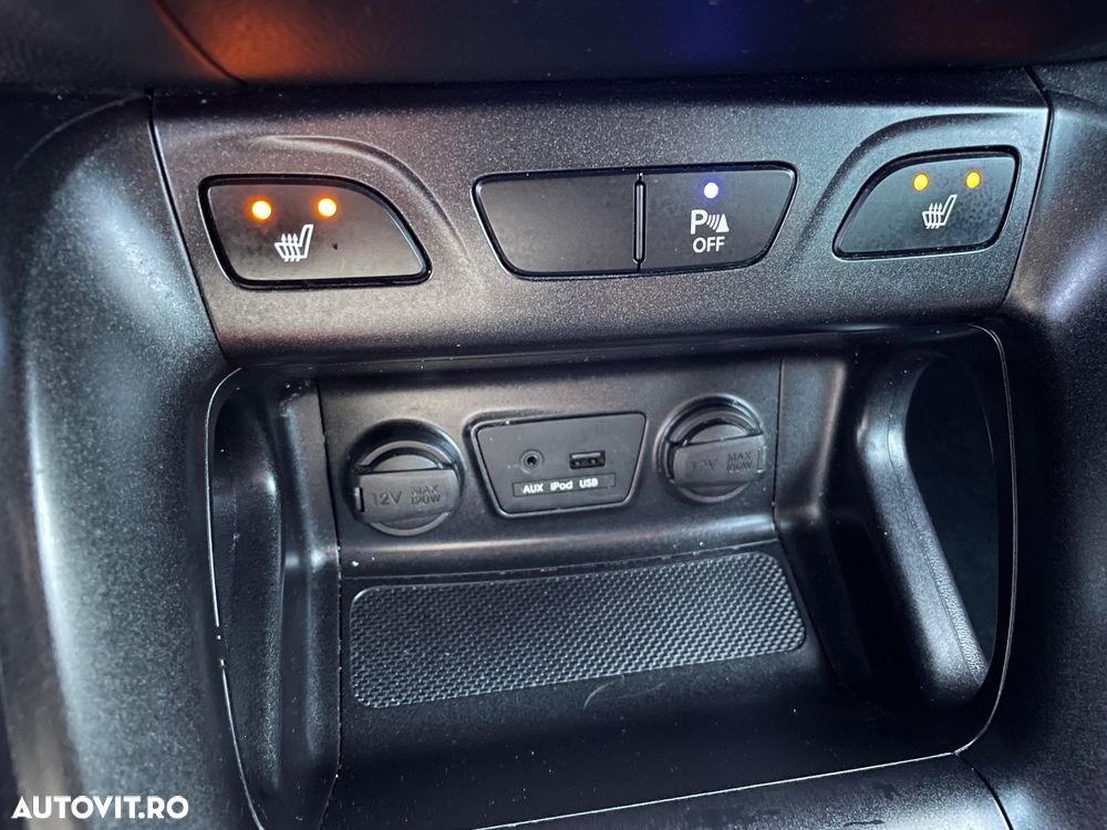 Hyundai ix35 - 23