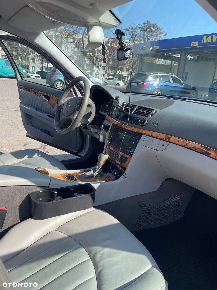 Mercedes-Benz Klasa E 200 Kompressor Automatik Elegance - 8