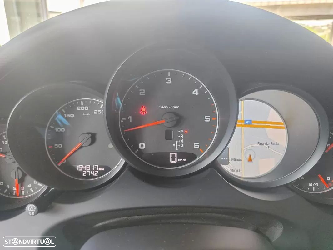 Porsche Cayenne Diesel Platinum Edition - 34