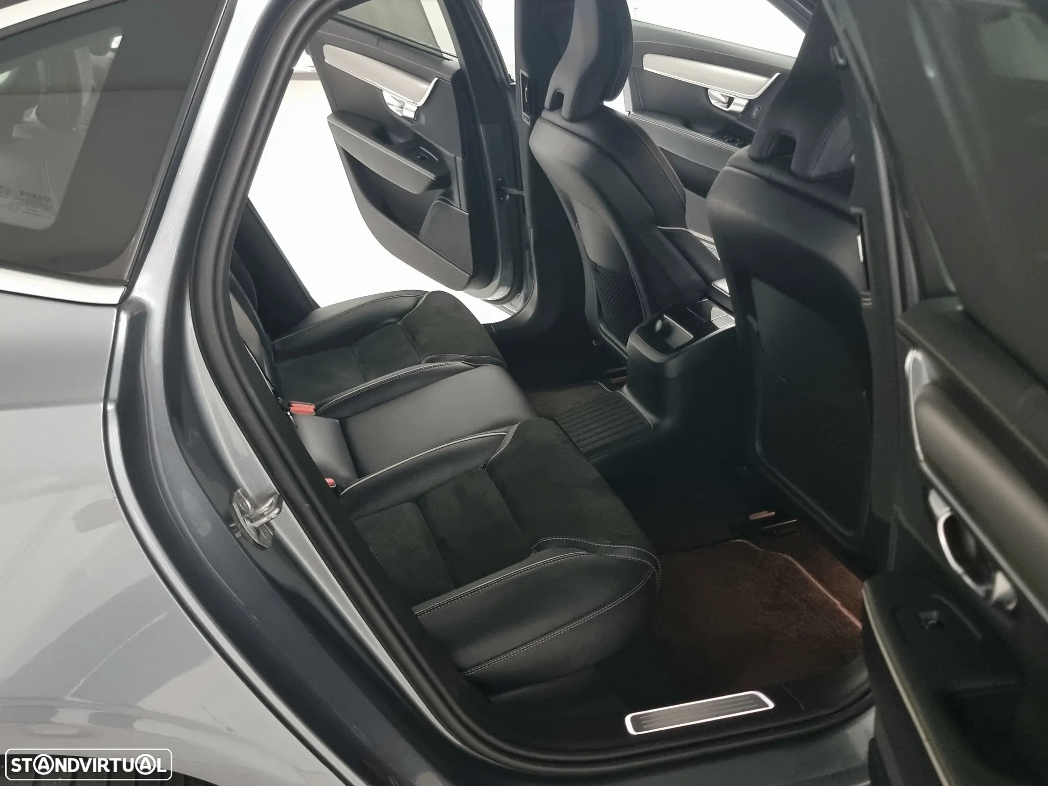 Volvo S90 - 10