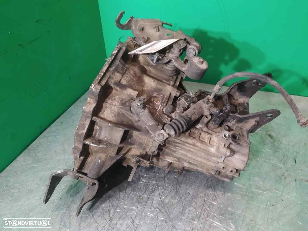 CAIXA VELOCIDADES HYUNDAI MATRIX 2001 - 1