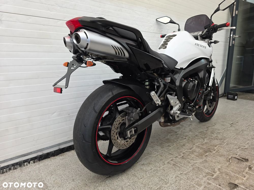 Yamaha FZ - 20