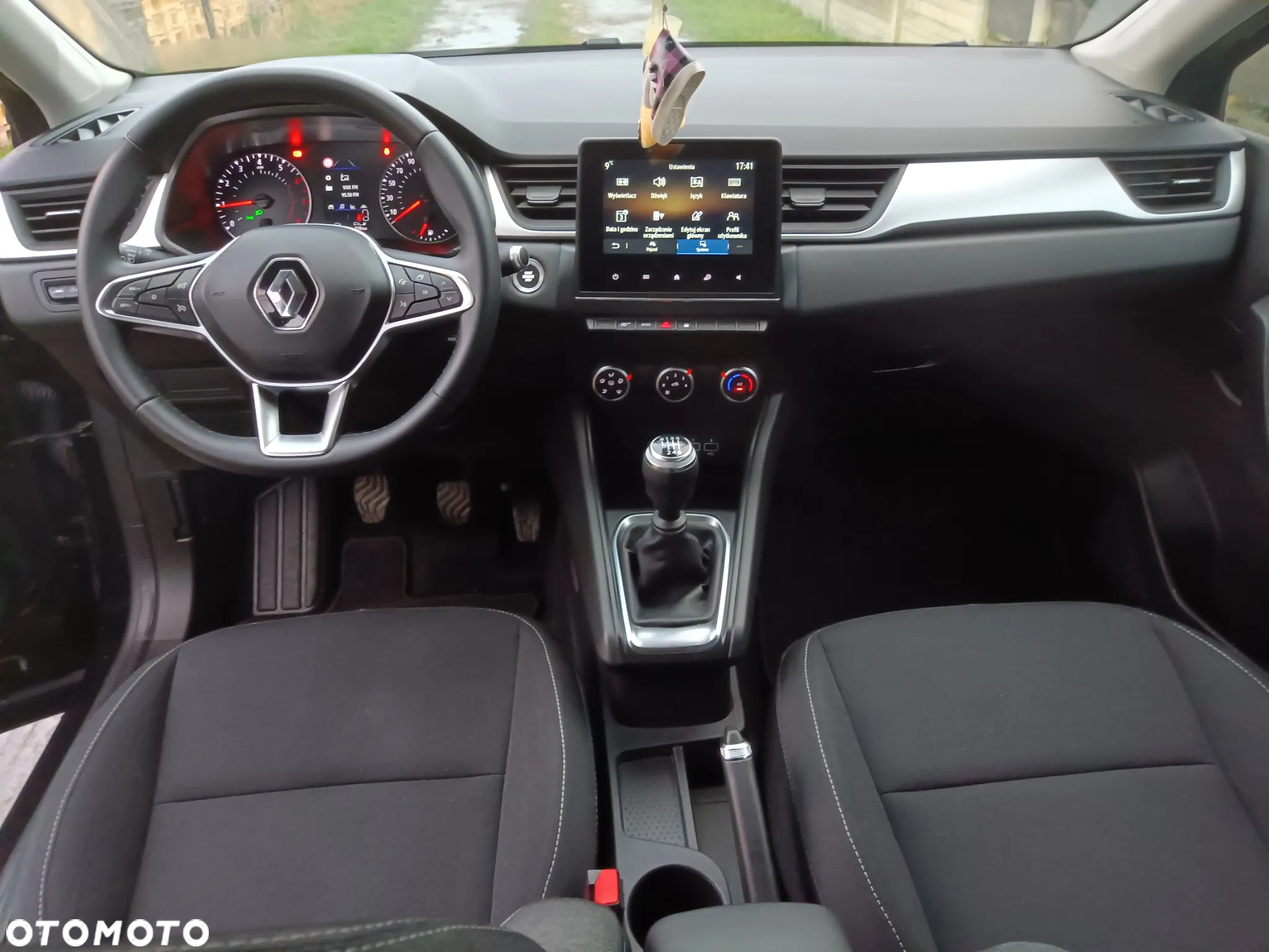 Renault Captur TCe Mild Hybrid 140 GPF EQUILIBRE - 12