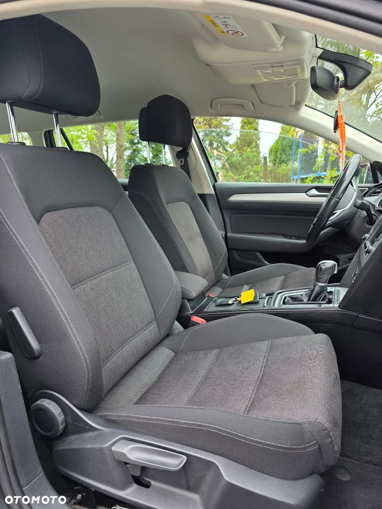 Volkswagen Passat 1.6 TDI (BlueMotion Technology) DSG Comfortline - 25