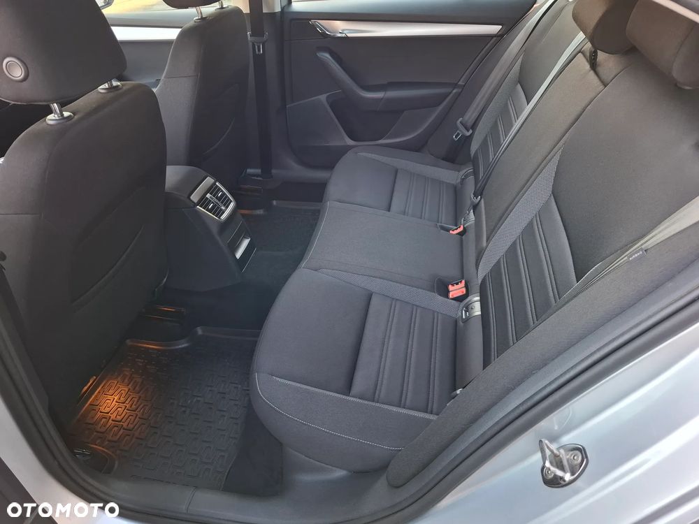 Skoda Octavia 1.5 TSI ACT Ambition - 29