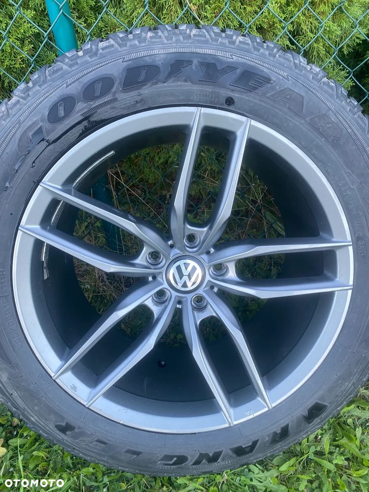 Felgi Veemann V-FS28 19" 5x120 VW Amarok + Goodyear 255/55 R19 - 6