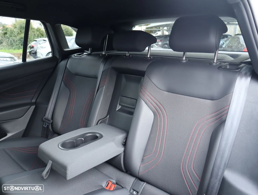 VW ID.4 4Motion GTX - 24