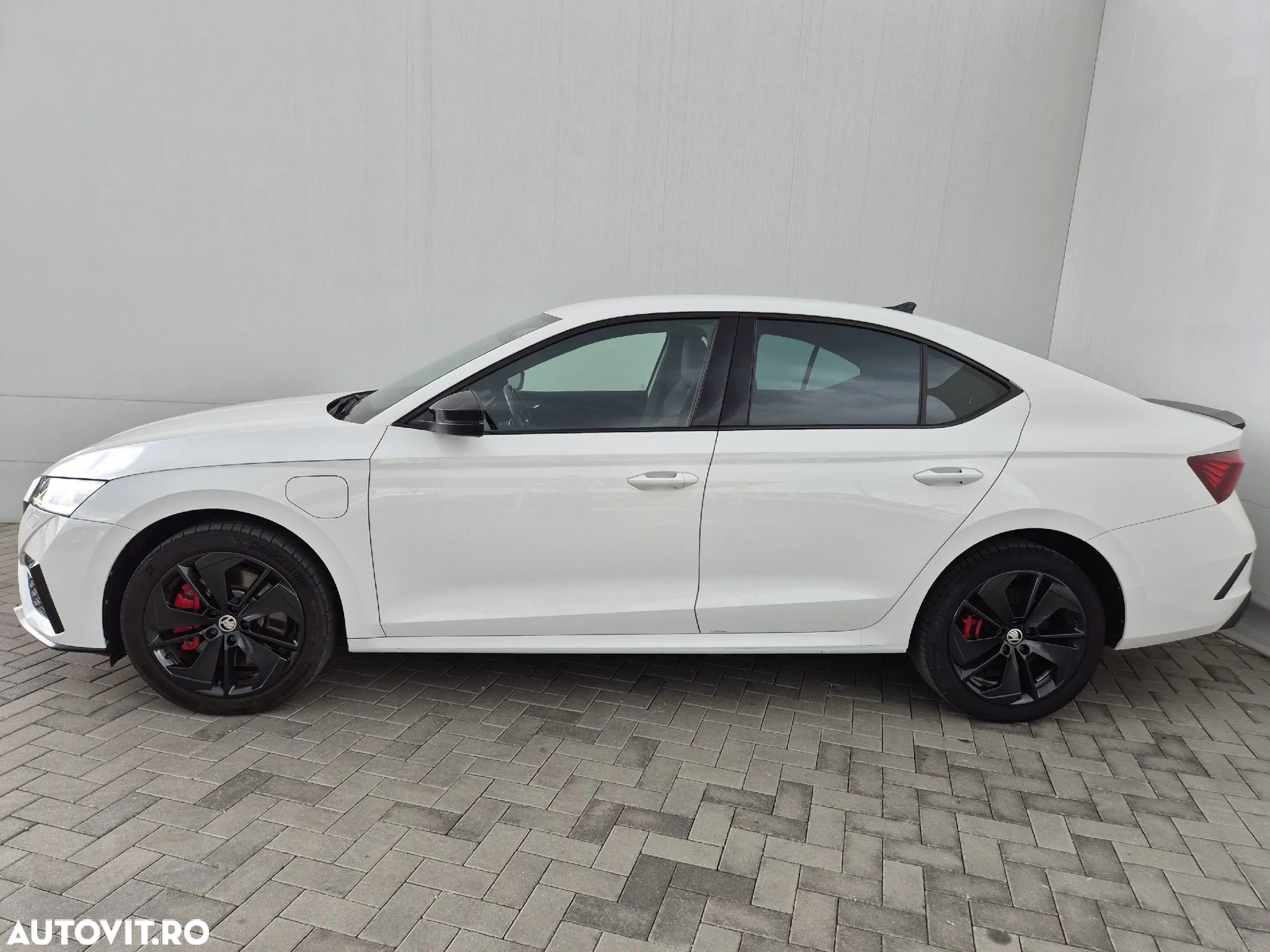 Skoda Octavia 1.4 TSI iV DSG RS - 2