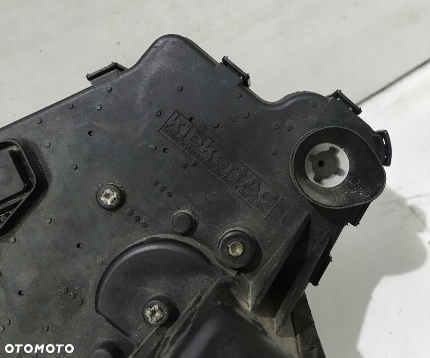 ZAMEK DRZWI PRZEDNI LEWY EUROPA BMW E46 LIFT - 4