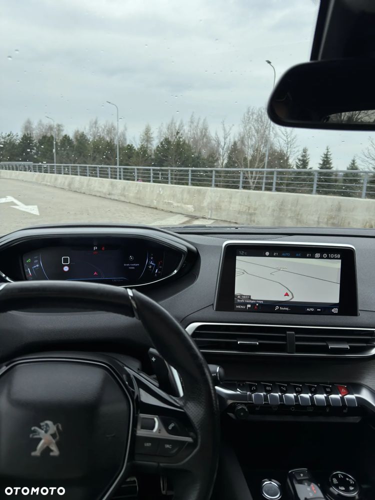 Peugeot 3008 - 23