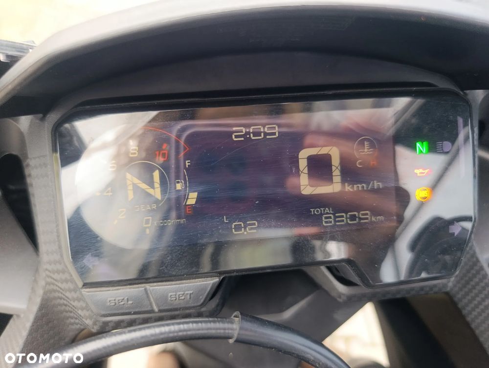 Honda CBR - 25