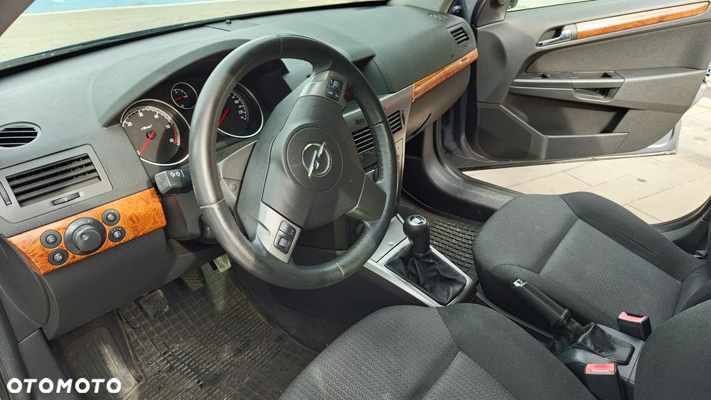 Opel Astra - 21