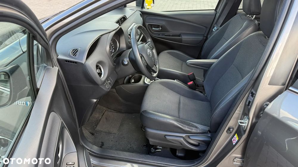 Toyota Yaris - 26