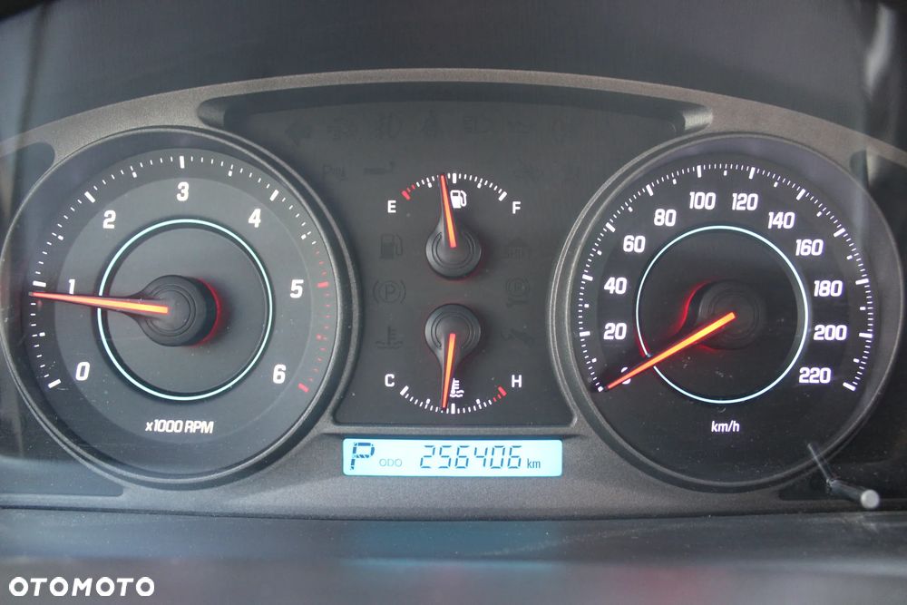 Chevrolet Captiva 2.2 d LTZ - 15