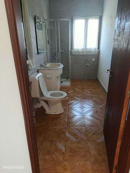 Apartamento T 1 para alugar na zona de Tondela ideal para uma pessoa. - Grande imagem: 3/6