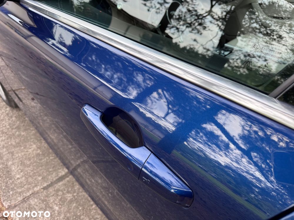 Jaguar XE 2.0 P250 SE - 21