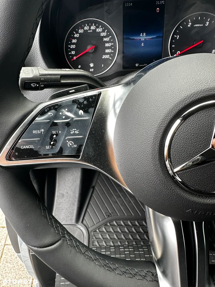 Mercedes-Benz Sprinter - 14