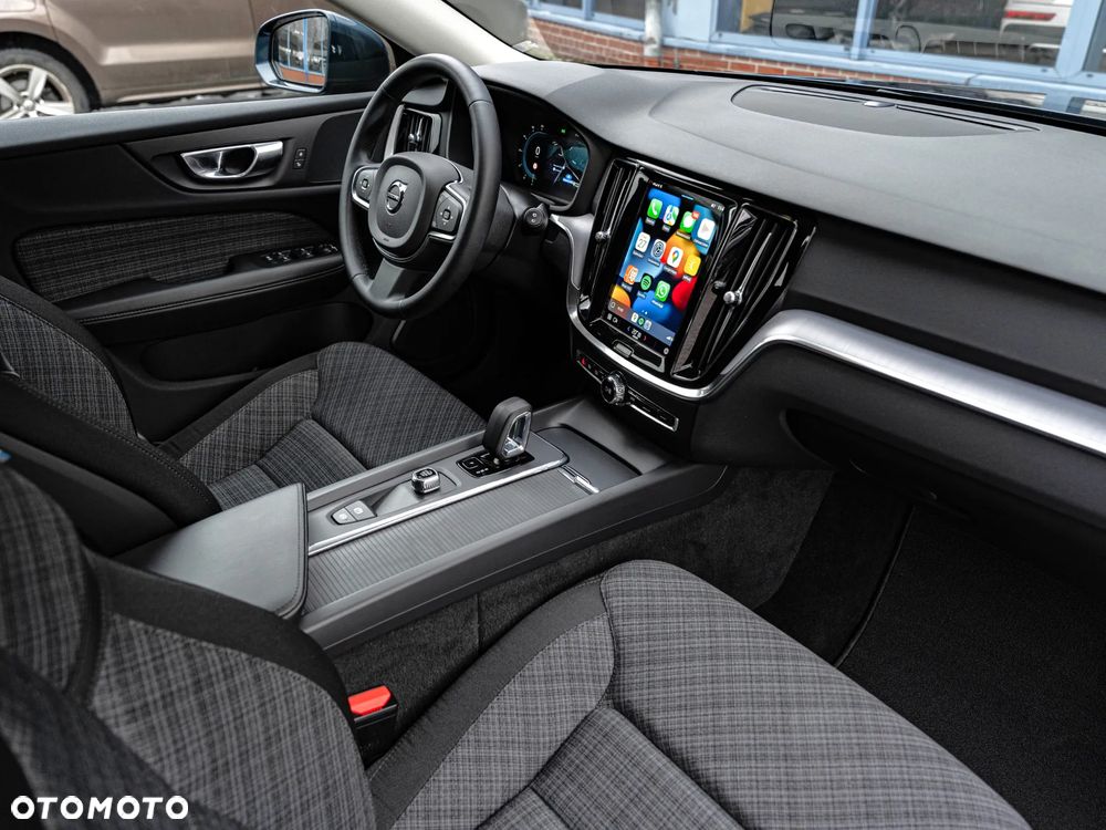 Volvo V60 B3 B Essential - 21