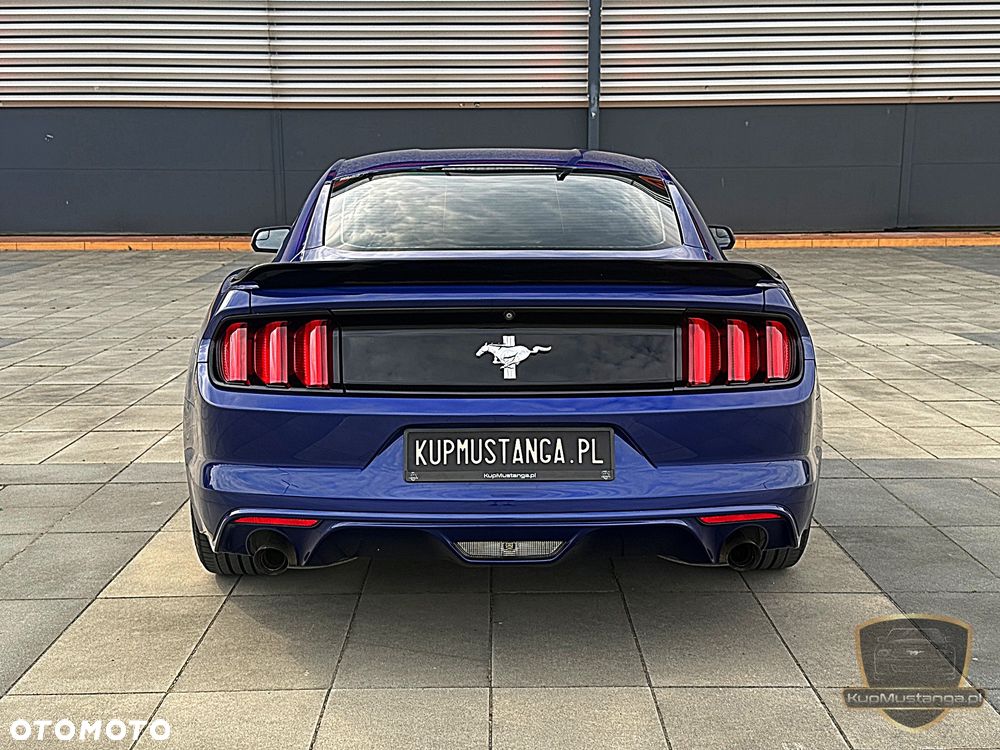 Ford Mustang - 24