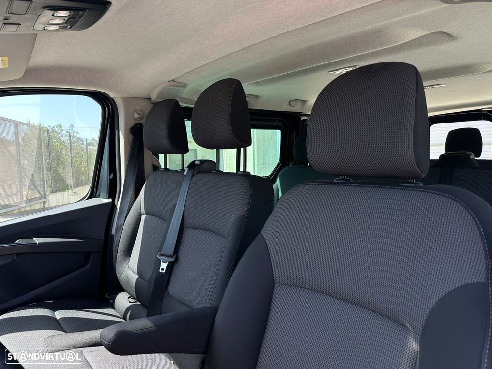 Renault Trafic - 12