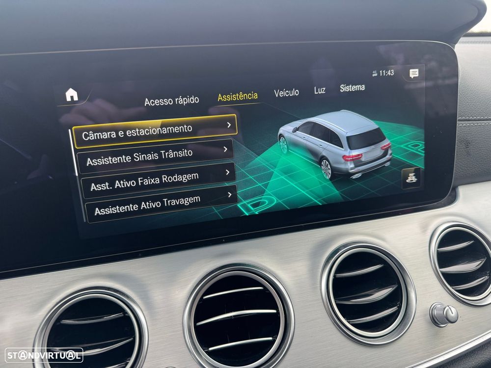 Mercedes-Benz E 300 de AMG Line - 16