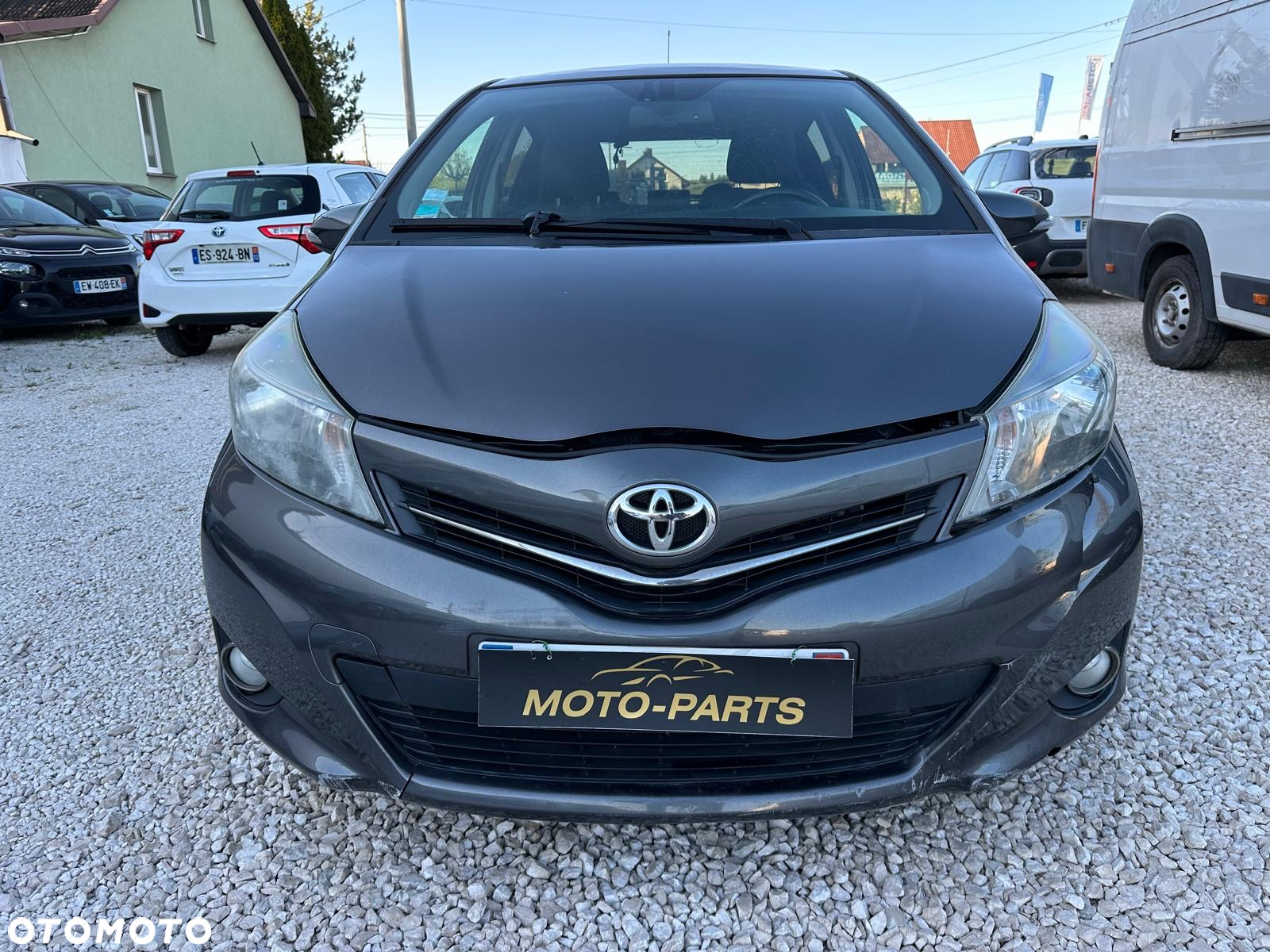 Toyota Yaris - 5