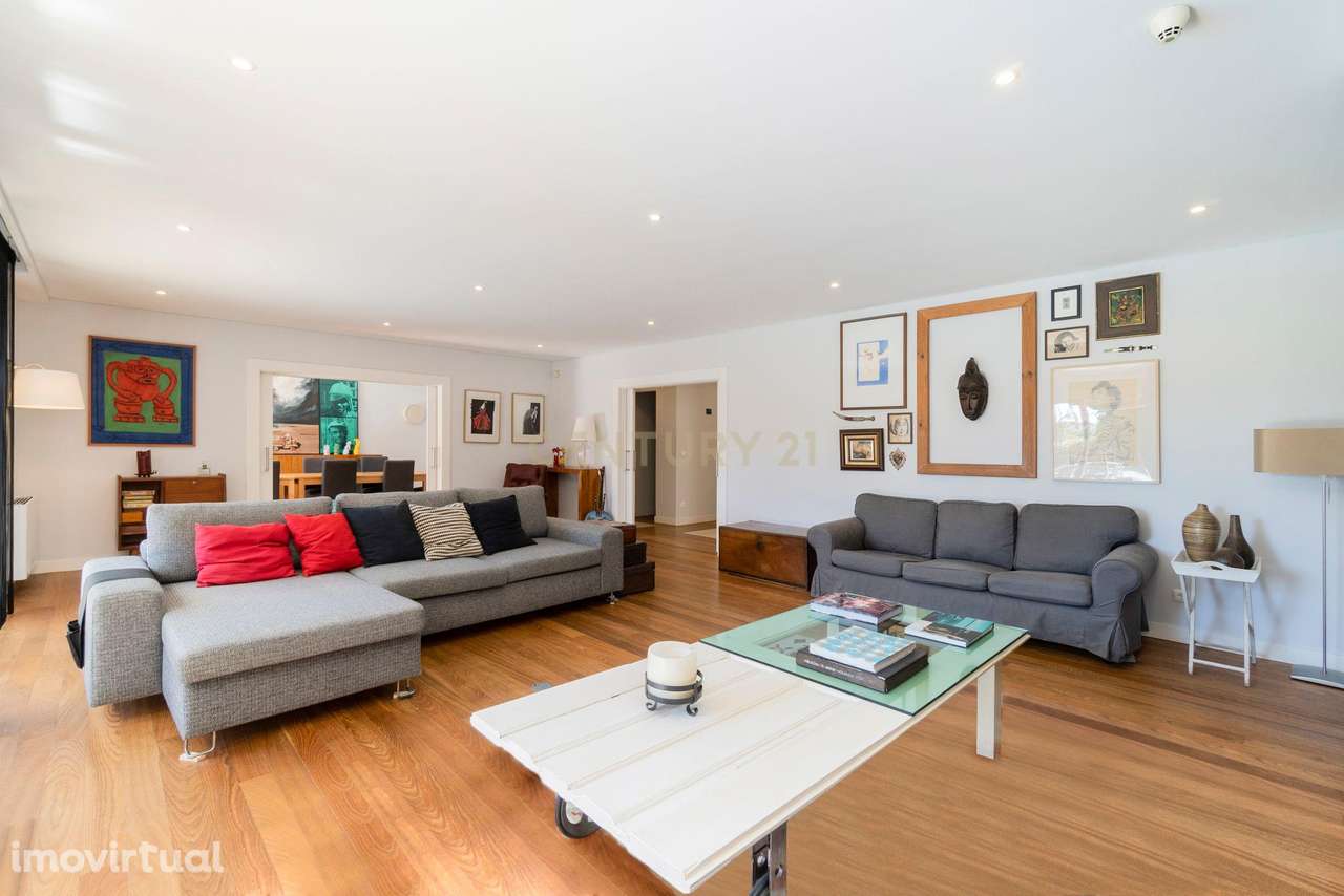 Moradia Isolada T6 +1 Piscina Condomínio Belas Clube Campo - Grande imagem: 5/33