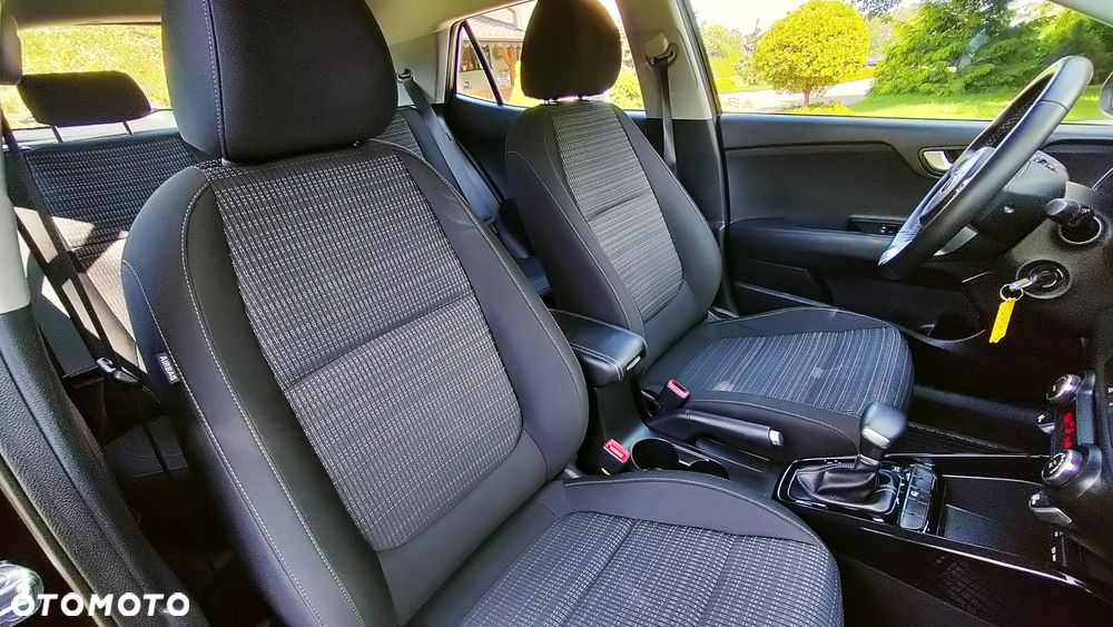 Kia Stonic - 21