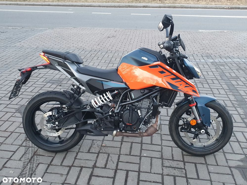 KTM Duke - 15