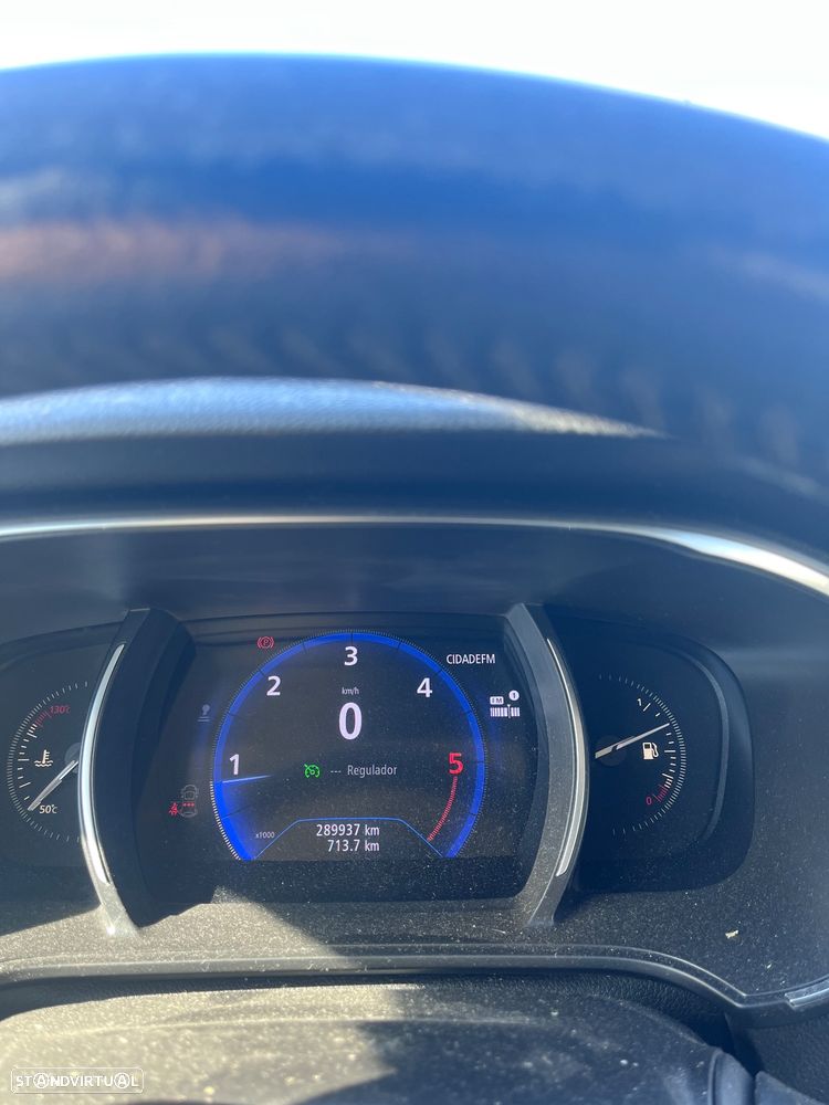 Renault Mégane Sport Tourer - 9