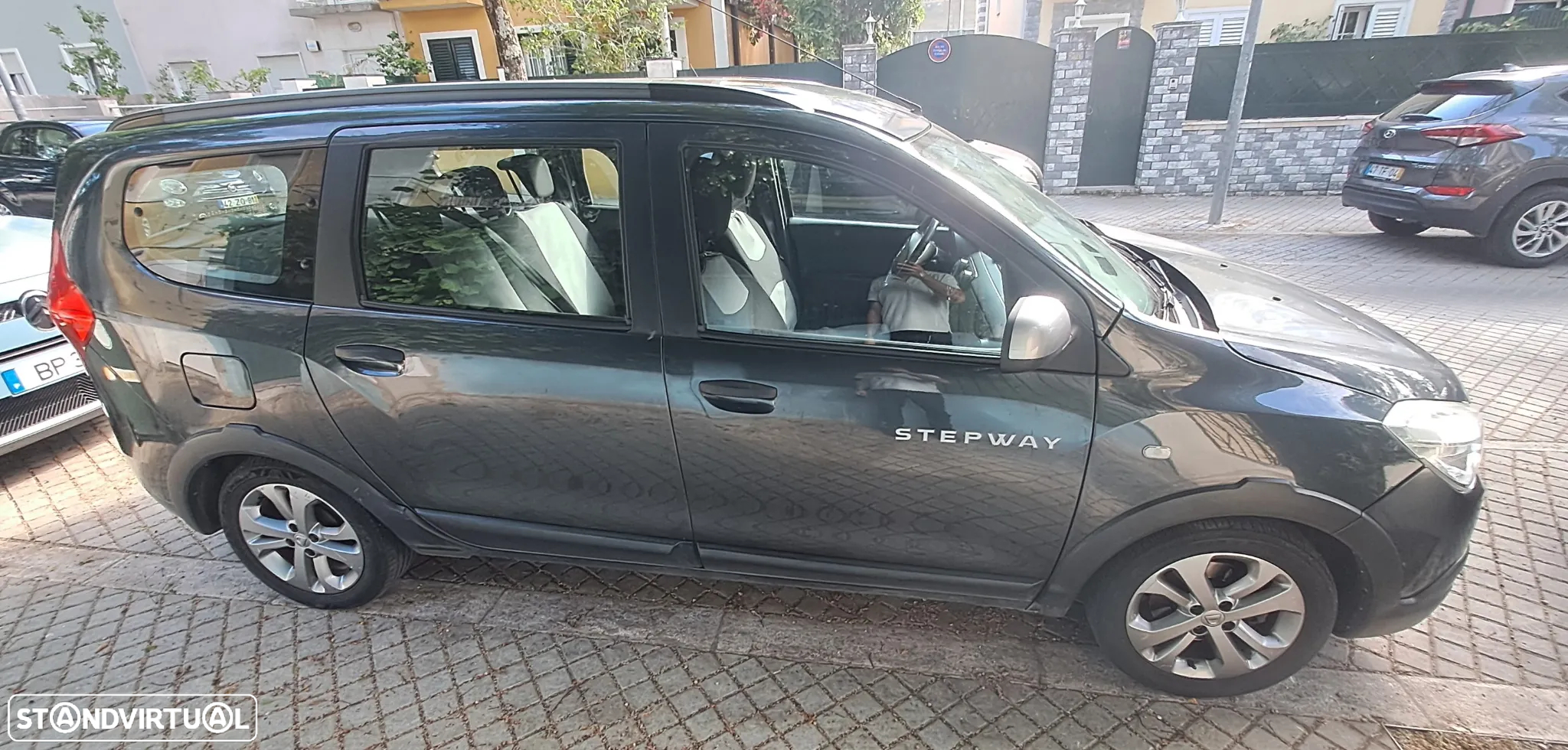Dacia Lodgy 1.5 dCi Stepway 7L - 14